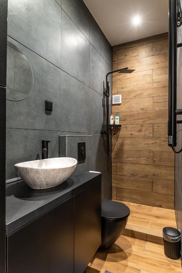 Downtown Luxury By Stlcz With 2 Bathrooms Budapesta Exterior foto